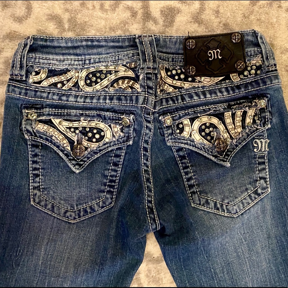 Miss Me Capris Size 26